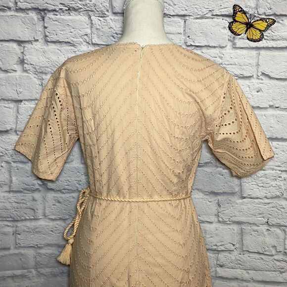 French Connection Short Sleeve Eyelet Dress with Tie Size 6 - Picture 8 of 11